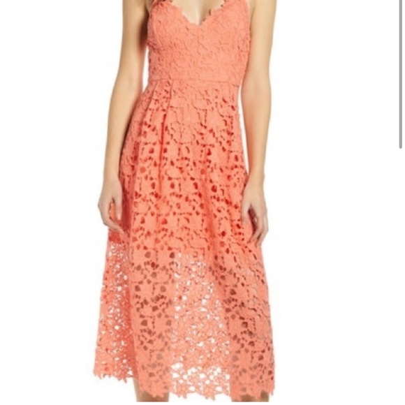ASTR THE LABEL Lace Midi Dress - Medium - Picture 2 of 5